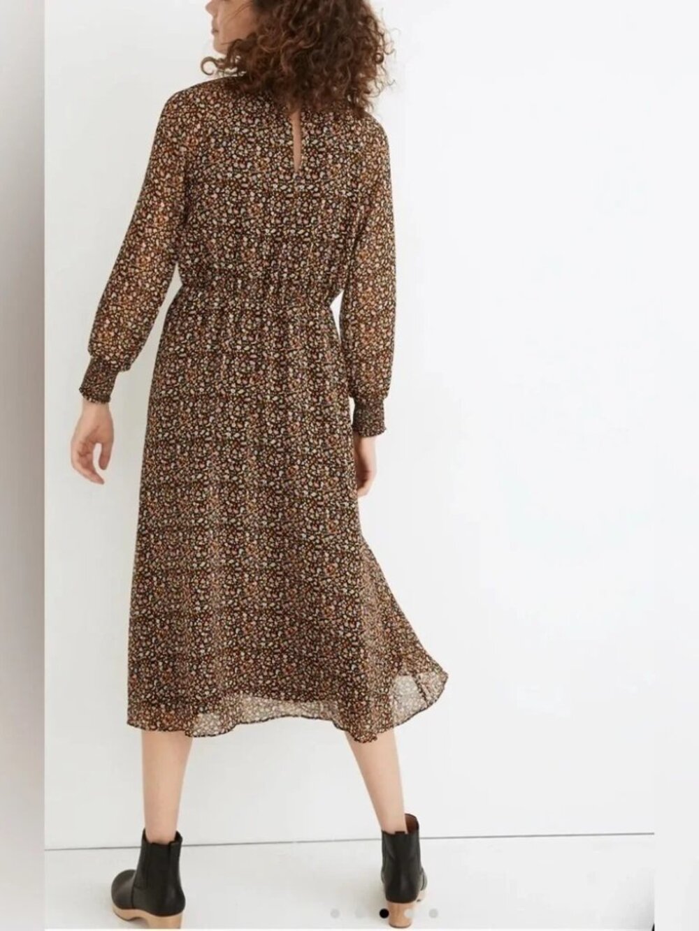 MADEWELL (Re)sourced Georgette Smocked-Neck Midi Dress in Folktale Paisley - Picture 9 of 9